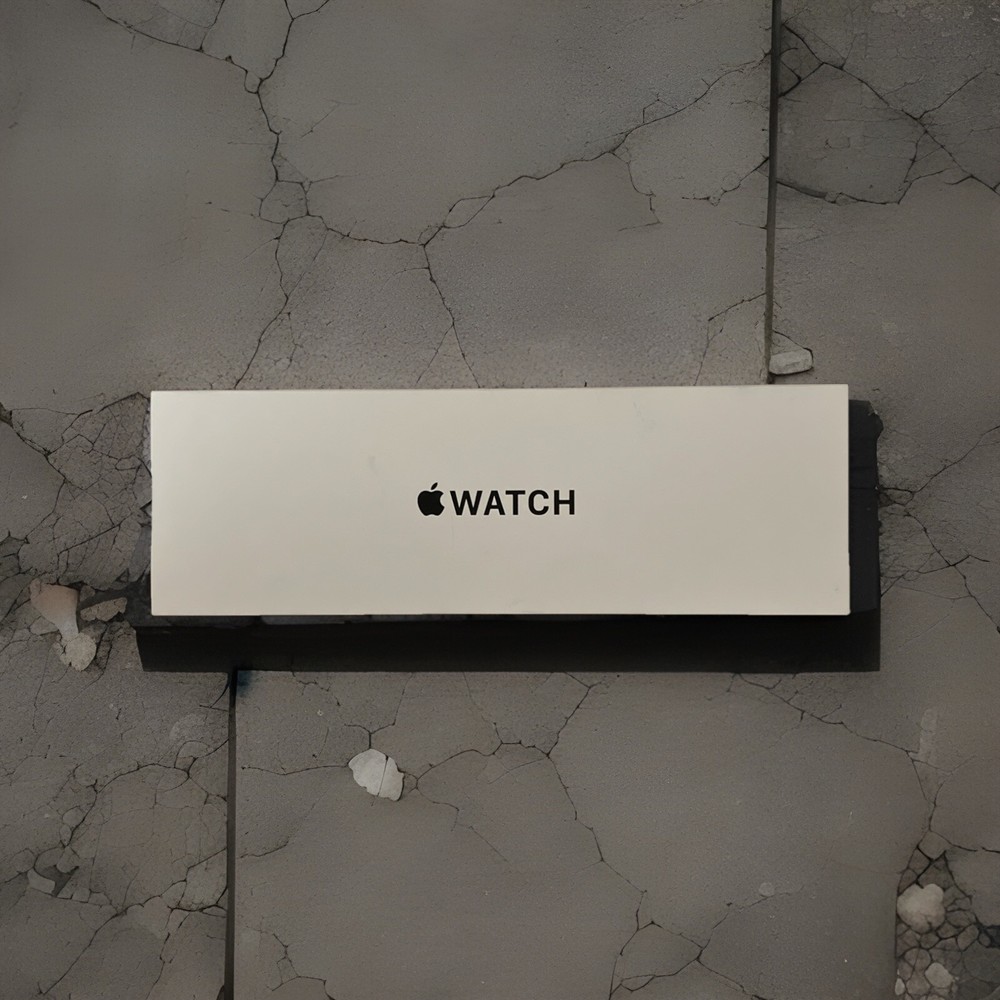 Apple Watch SE (2nd Gen) 40mm Empty Box with Charging Cable