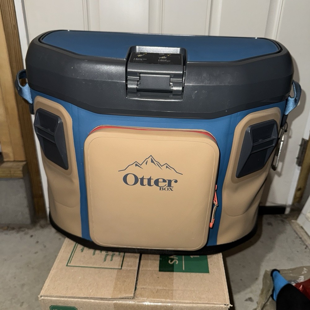 OTTER BOX Trooper 20 Soft Cooler