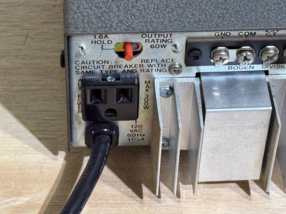 Vintage Bogen C-60B Solid State Power Amp | Unit Powers-On | Unit Sold AS-IS