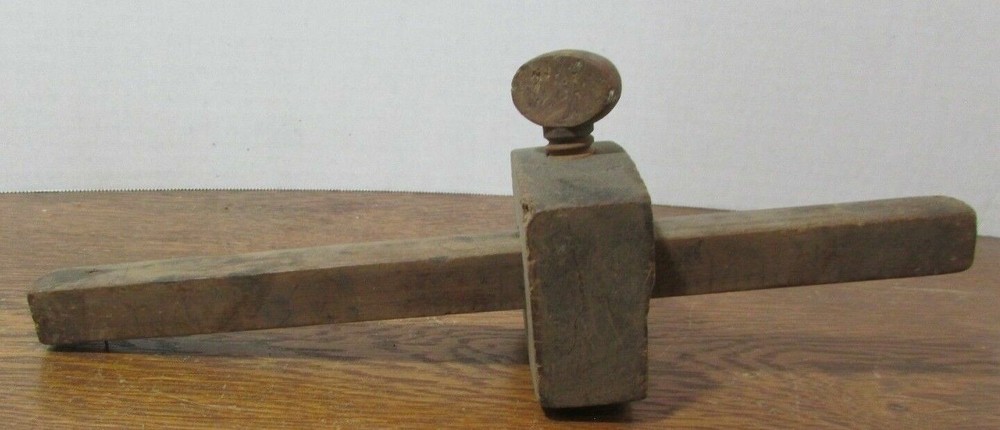 VINTAGE WOODEN SCRIBE for CARPENTRY WORK - 9"