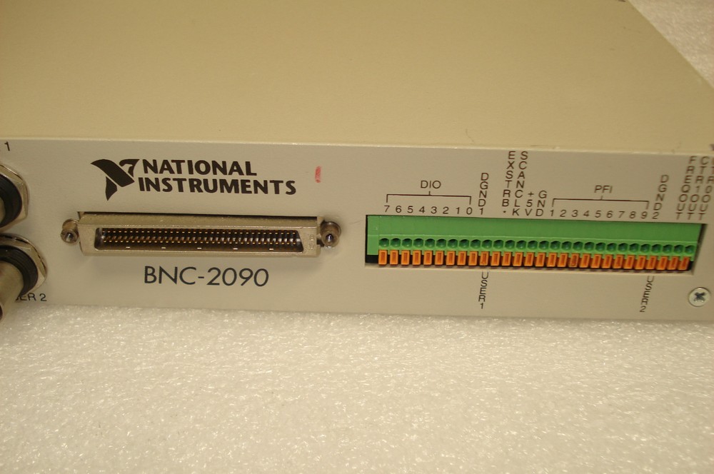 National Instruments BNC-2090 Data Controller Terminal