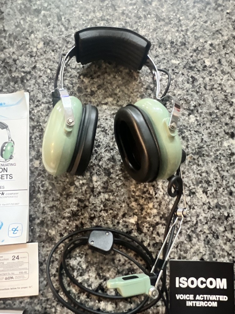 David Clark Model H10-40 Aviation Headset with M4 Microphone With Box