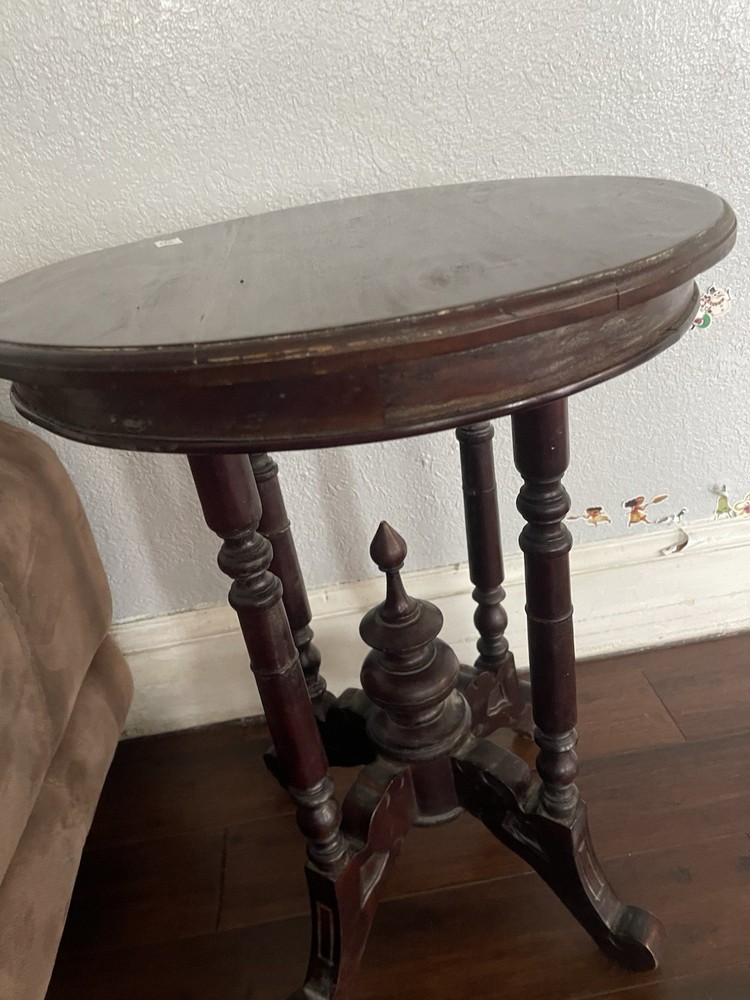 RARE AMERICAN RENAISSANCE REVIVAL STYLE CIRCULAR SIDE TABLE