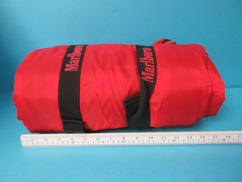 AWESOME MARLBORO SLEEPING BAG ADVENTURE BUFFALO PLAID RECTANGULAR CAMP FLANNEL