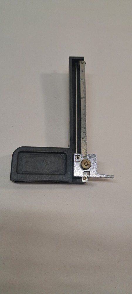 Leichtung Multi-Height Depth Gauge 5" scale Magnetic base