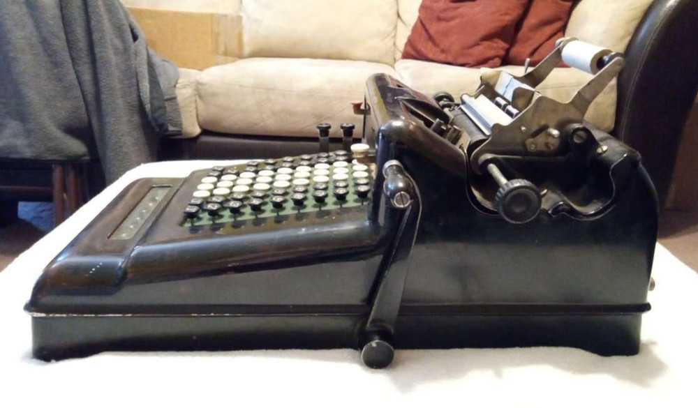 Antique Burroughs 7 Column Hand Crank Adding Machine