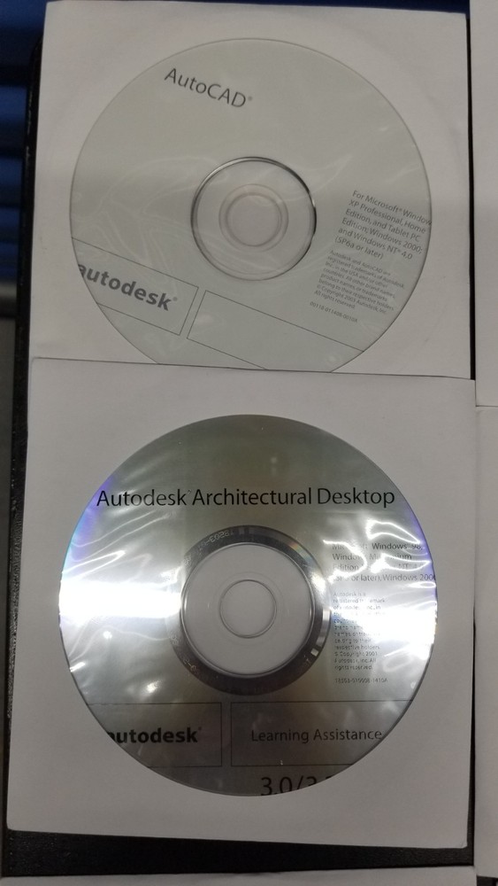 Autodesk/AutoCAD 2004 suite CD Software 14 CD ((NO Product Key))