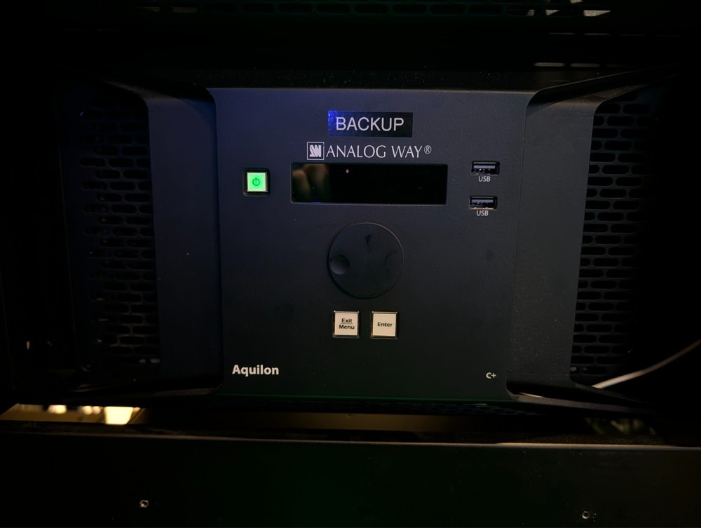 Analog Way Aquilon c+ 4k/8k multi screen presentation system & video processor