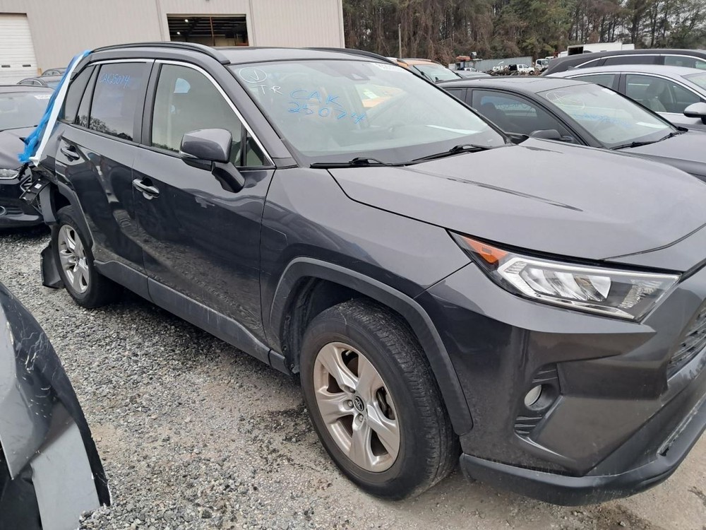 RAV 4 2019 Glove Box 4887913
