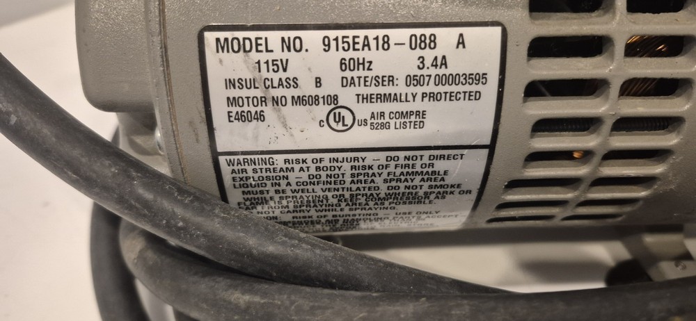 Thomas Model 915EA18-088 Piston Air Compressor