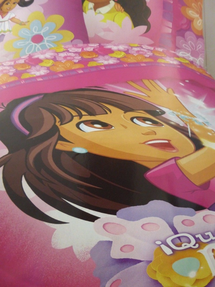 Nickelodeon Dora and Friends Twin Microfiber Comforter NIP