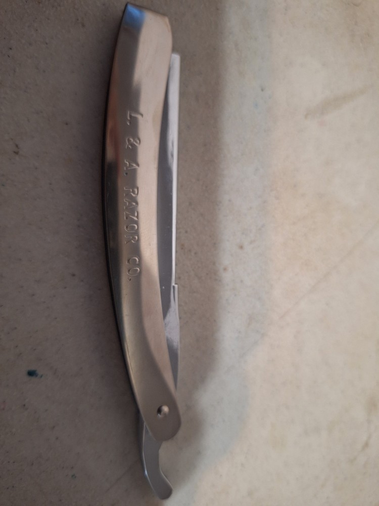 L & A Razor Co. Straight Blade Razor
