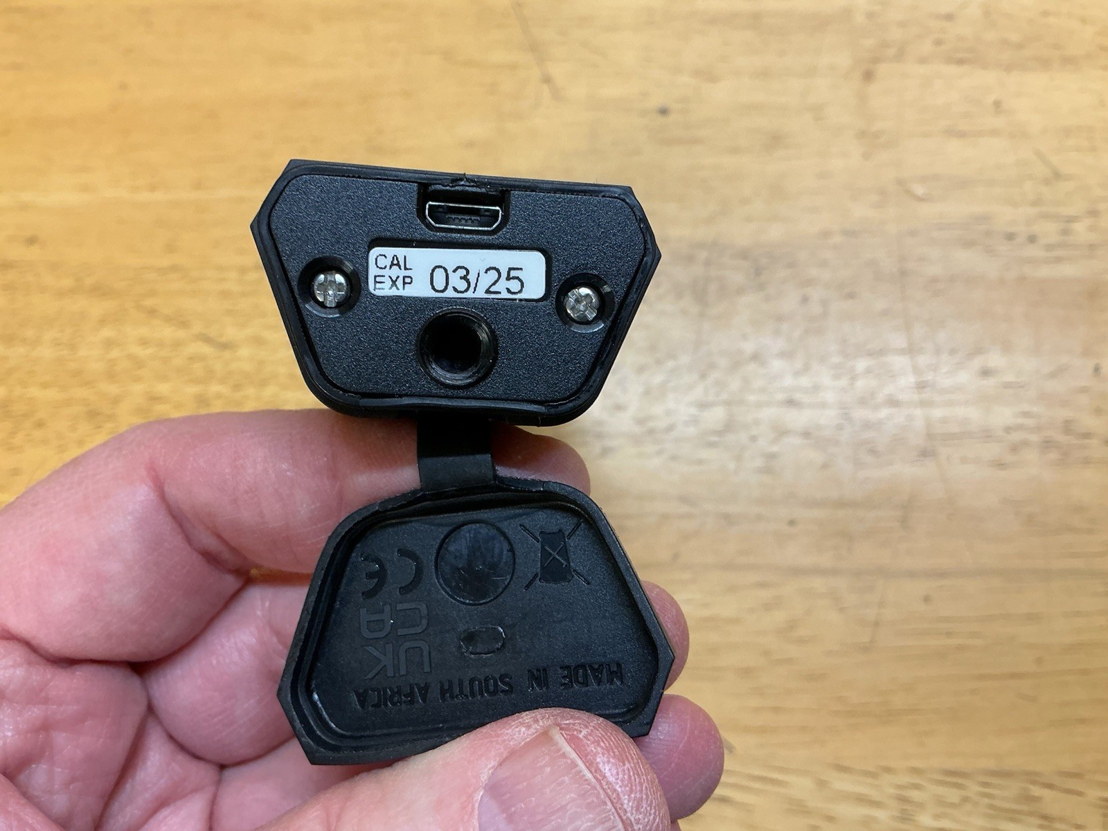 Field Sense 60 Personal 5G RF Monitor 50MHz-60GHz FS60