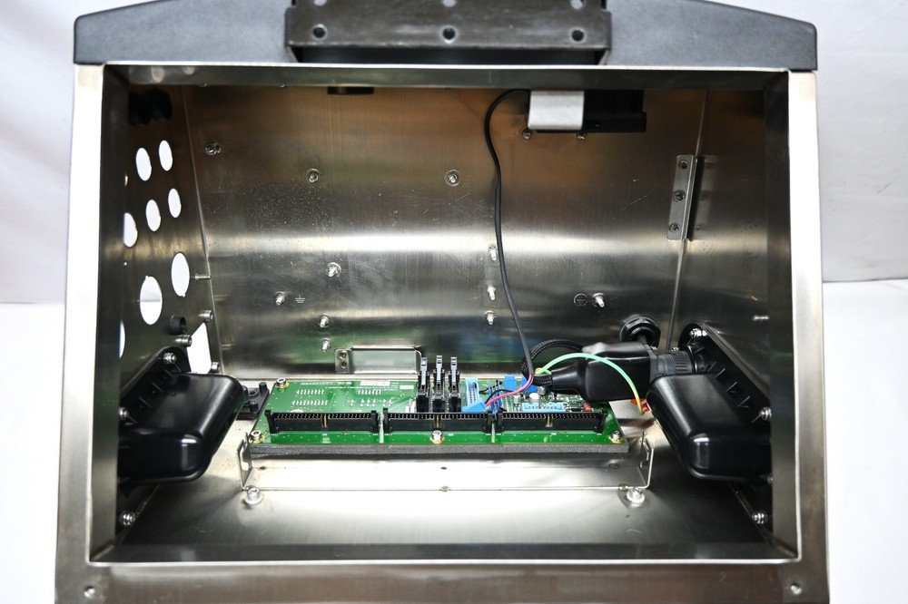 VIDEOJET 1520 INK JET CODING MACHINE.