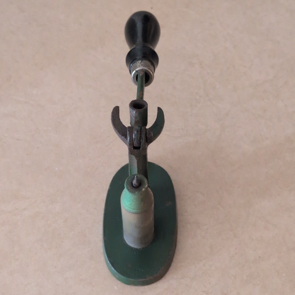 VINTAGE Bridgeport Gun Implement BGI Capper Decapper for 10 Ga