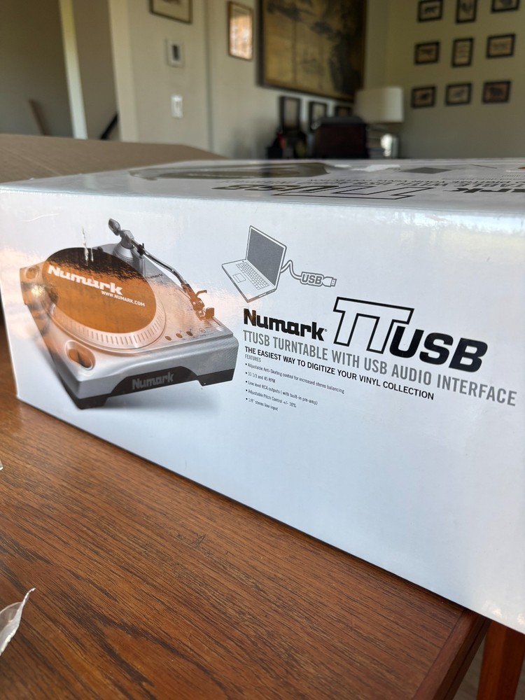 Numark TTUSB Turntable - Pristine Condition, Original Box, One Owner