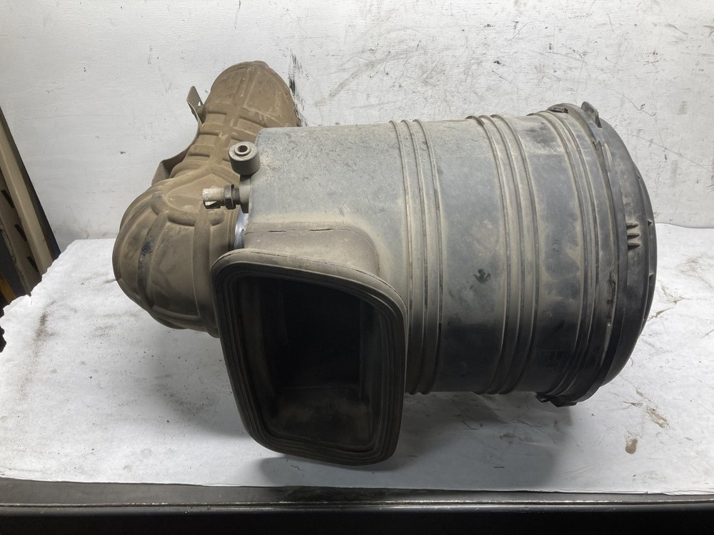 International 4300 Air Cleaner - Used