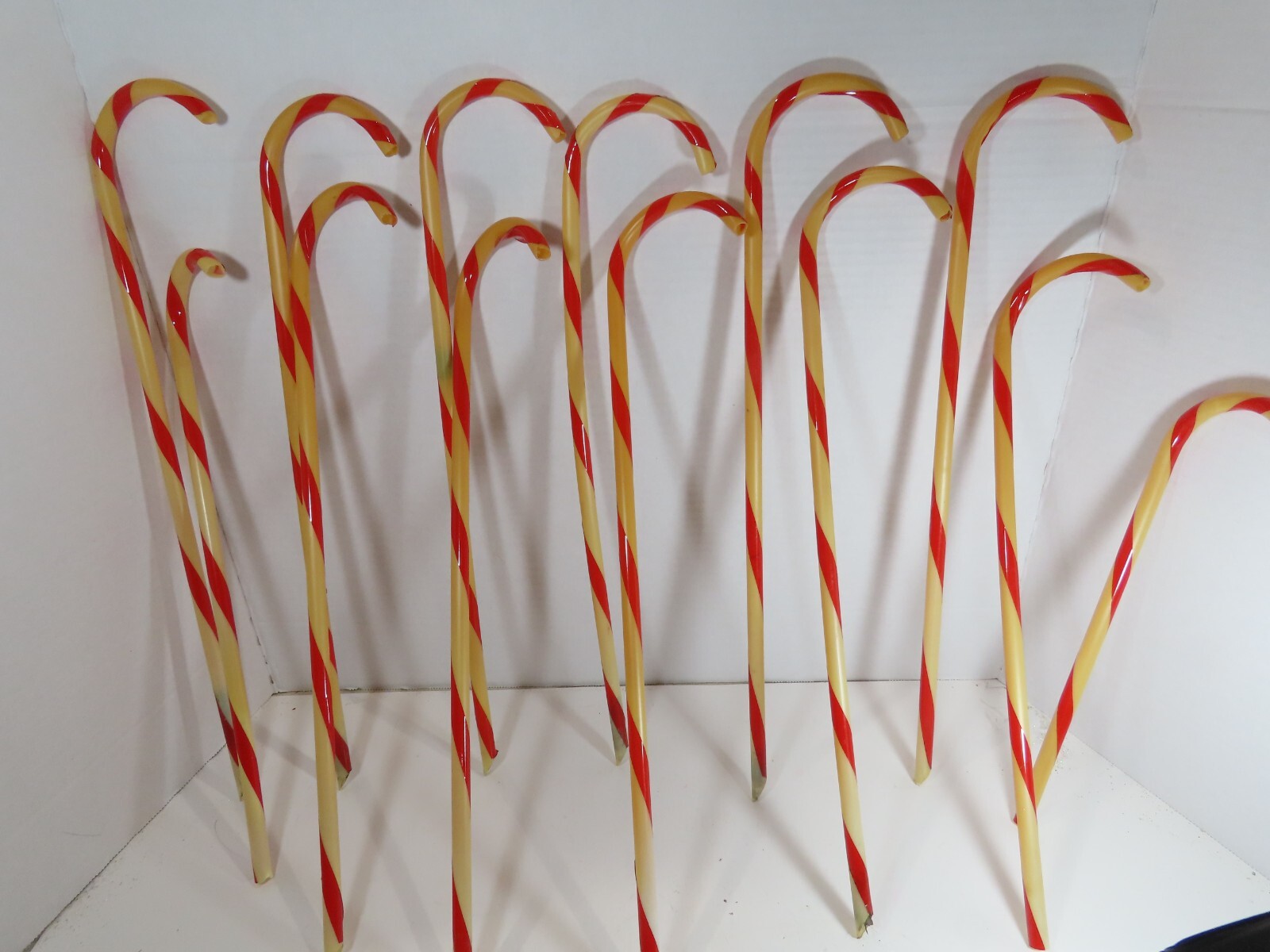 Candy Cane  Lawn Ornaments Christmas Decor Plastic Lot Assorted Sizes C9374
