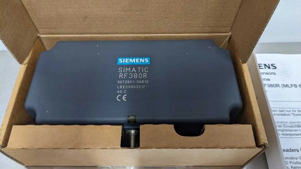 Siemens 6GT2801-3AB10 RF Reader Simatic RF380R