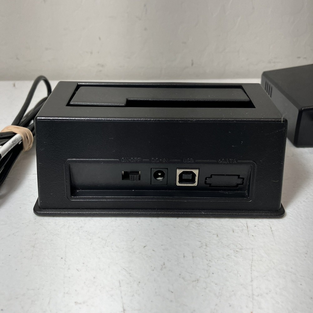 StarTech.com - USB 2.0 to SATA Hard Drive Docking Station - Black