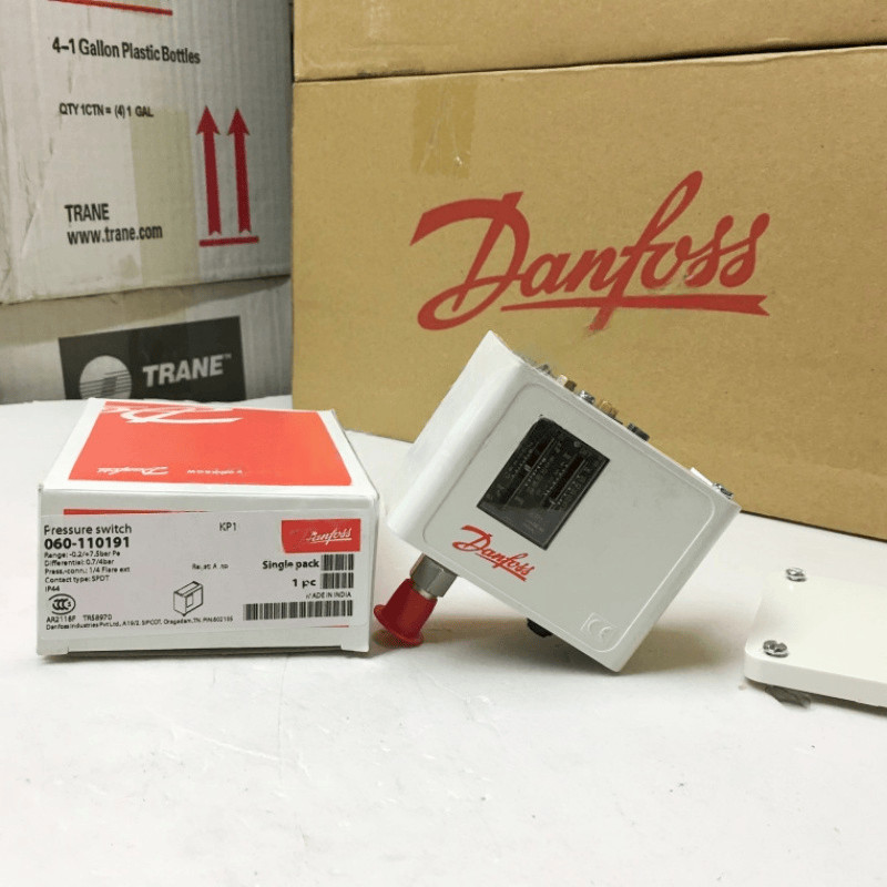 1PCS Danfoss KP1 060-110191Pressure switch