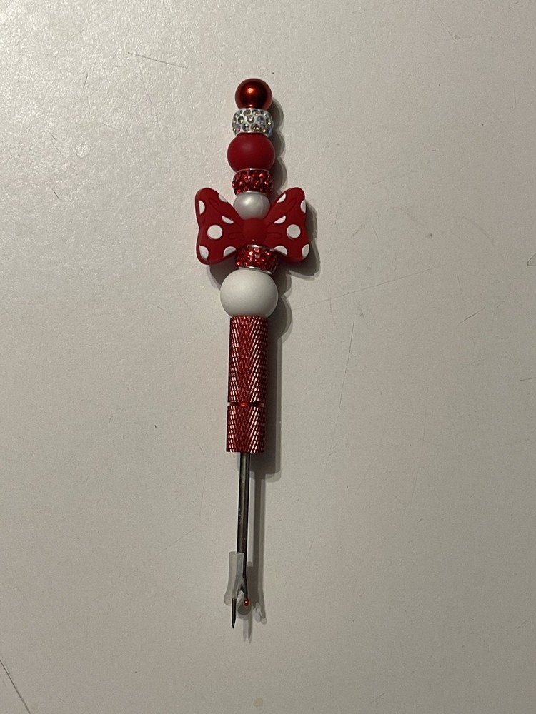 Red Bow Silicone Beaded Seam Ripper