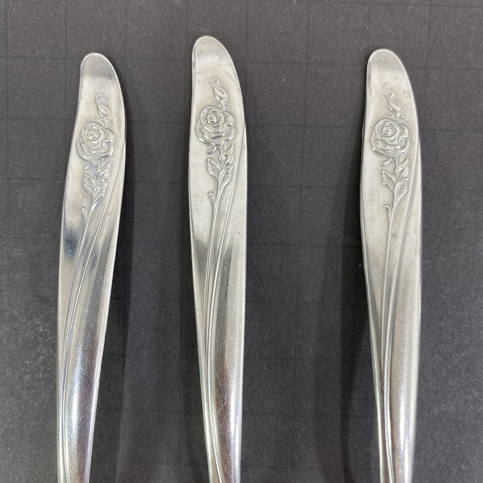 Oneida Custom Stainless ROSEANNE Flatware Set 3 Oval Soup Dessert Spoons 6 1/2"