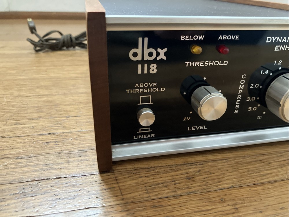 DBX 118 Dynamic Range Enhancer Linear Expander Compressor Peak Unlimiter