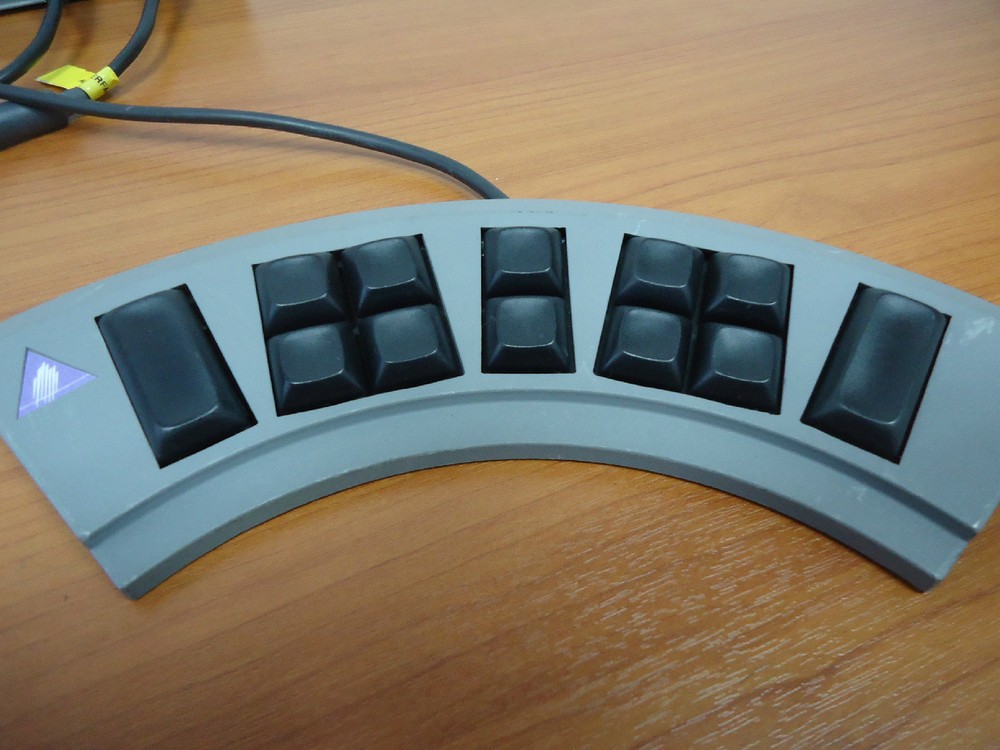 AVID KEYBOARD & SHUTTLE INCLUDING ABD INTERFACE