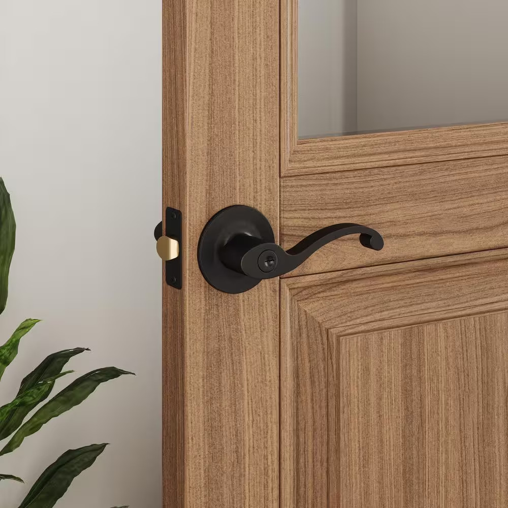 Scroll Matte Black Keyed Entry Door Lever