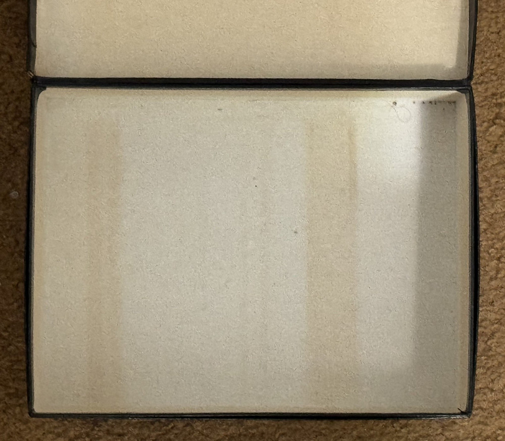 Empty box, originally contained Apple / / / (Apple 3) software and manual
