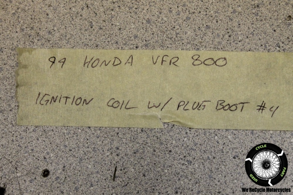 99 HONDA VFR 800 INTERCEPTOR IGNITION COIL WITH PLUG BOOT #4 OEM VFR800
