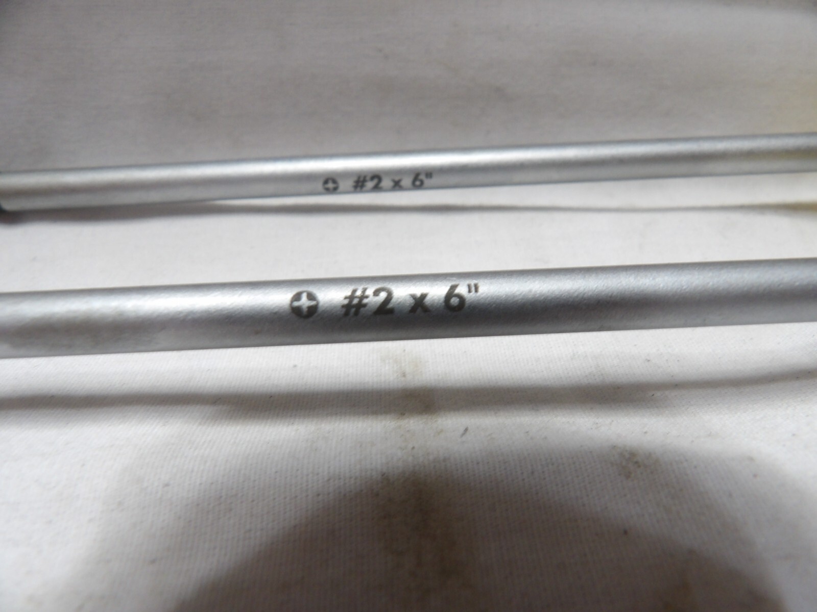 Two Napa #2 X 6" Phillips Screwdrivers NHTDPW26 - Made in Germany