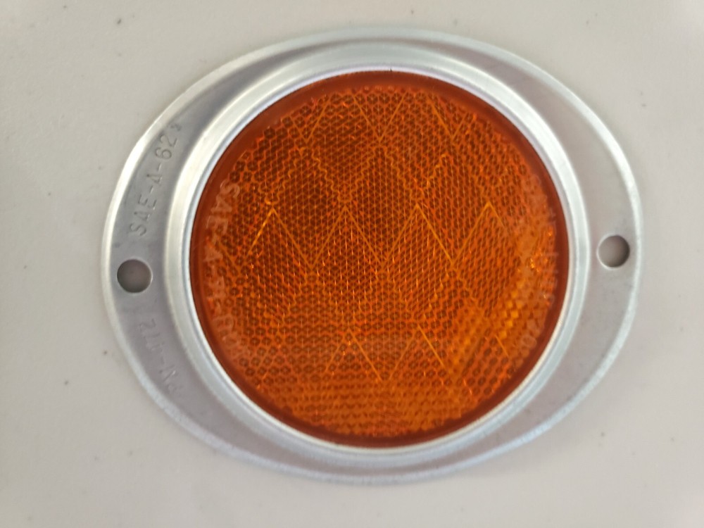 8 PM V472A Aluminum Oval Reflector