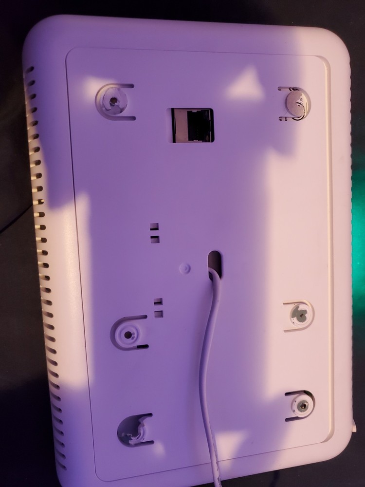 Vivint Home Security System Bundle- Smart Hub Control Panel With Doorbell Camera