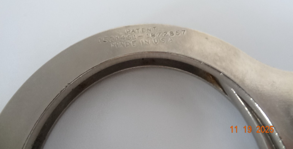 VINTAGE PEERLESS HANDCUFFS