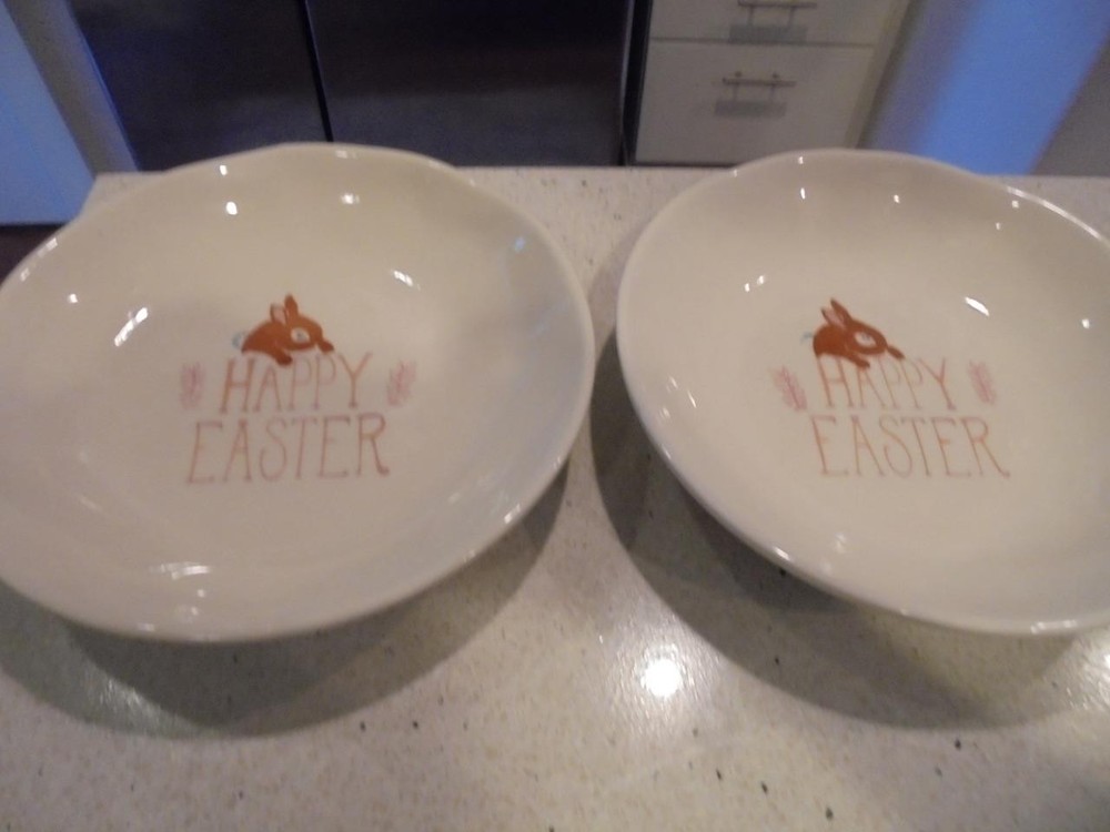 2 Target Threshold Happy Easter serving bowls ~ mint condition ~ low fast shipng
