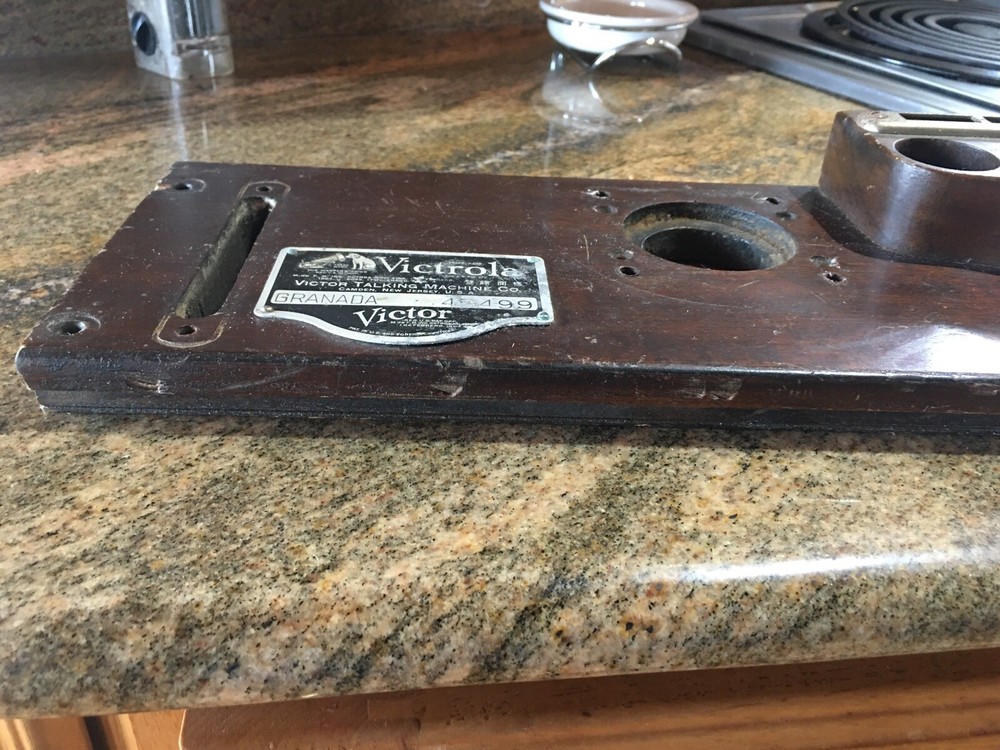 Vintage RCA Victrola Horn Mount Board, Granada Model