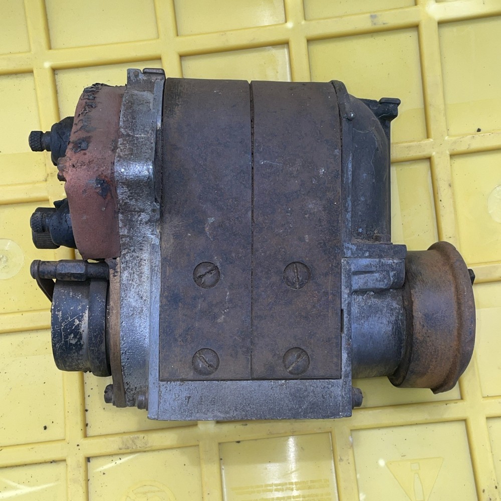 Vintage Bosch ZR4 ED 35 Magneto