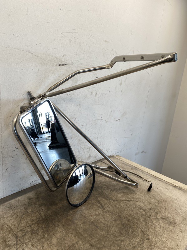2007 Sterling A9500 Mirror (613-15134)