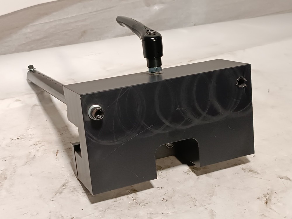 Specialized machining tool, assembly part, clamping handle, milling, jig, lathe?