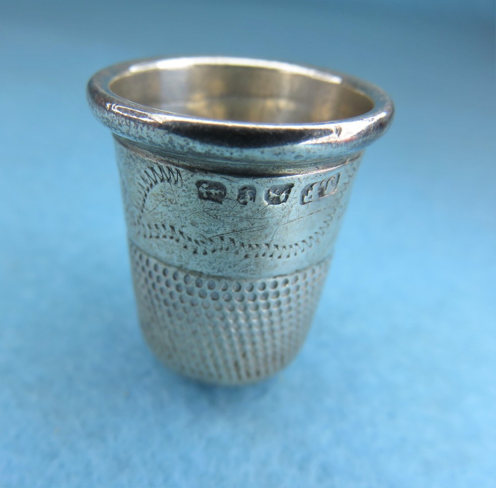 1916 Hallmarked Silver Thimble