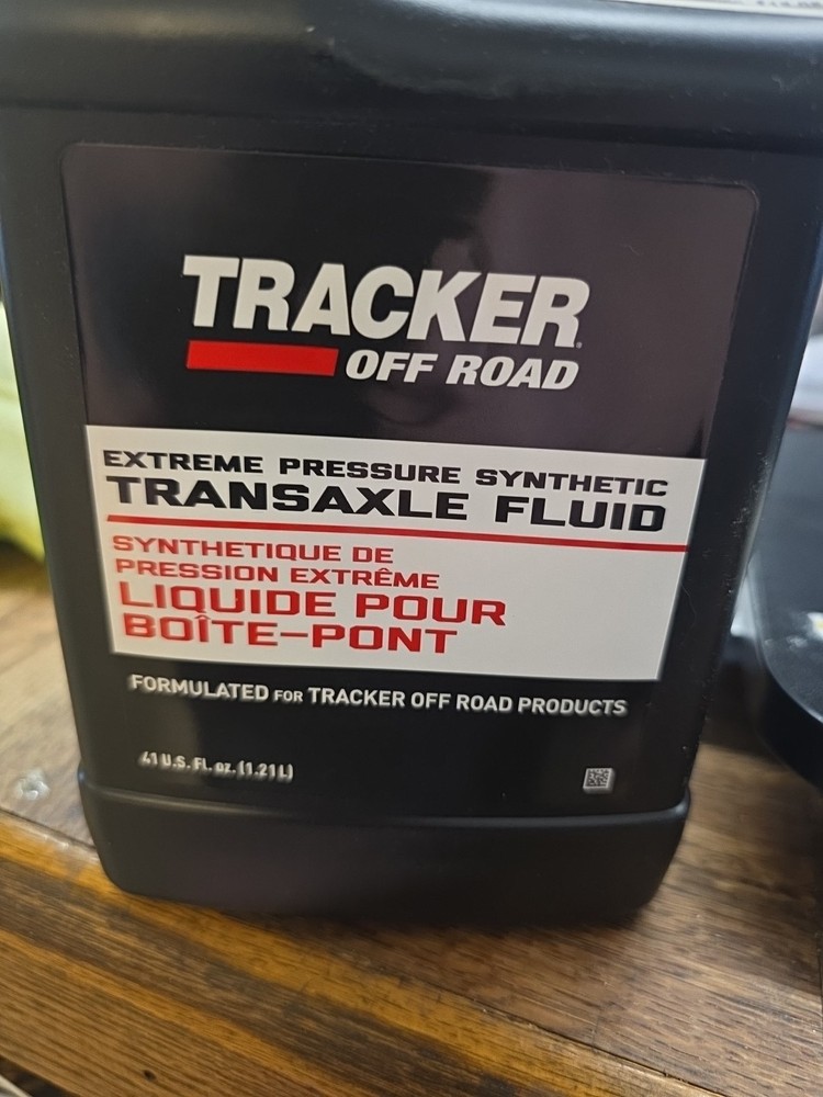 Tracker Off Road 2436-789 Transaxle Fluid Extreme Pressure Synthetic