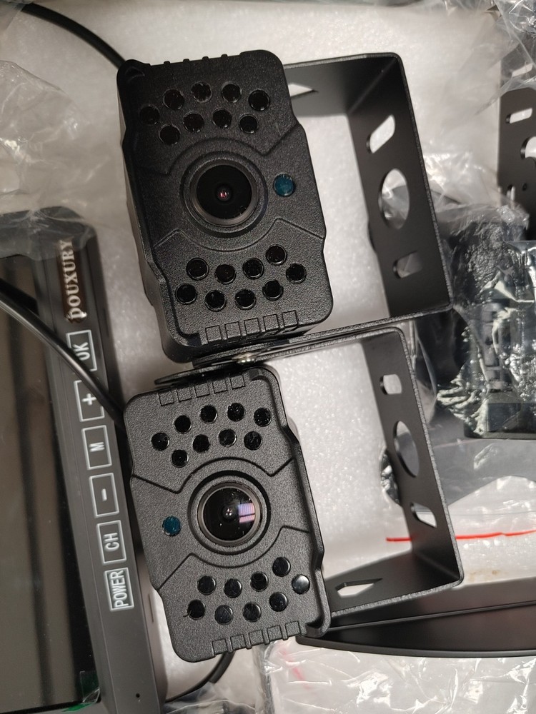 WIRELESS BACKUP CAMERA SYSTEM USER MANUAL( Open BOX )