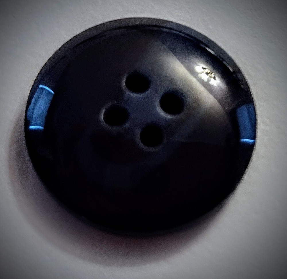 3/4" Navy Heavy Craft/Clothing Buttons
