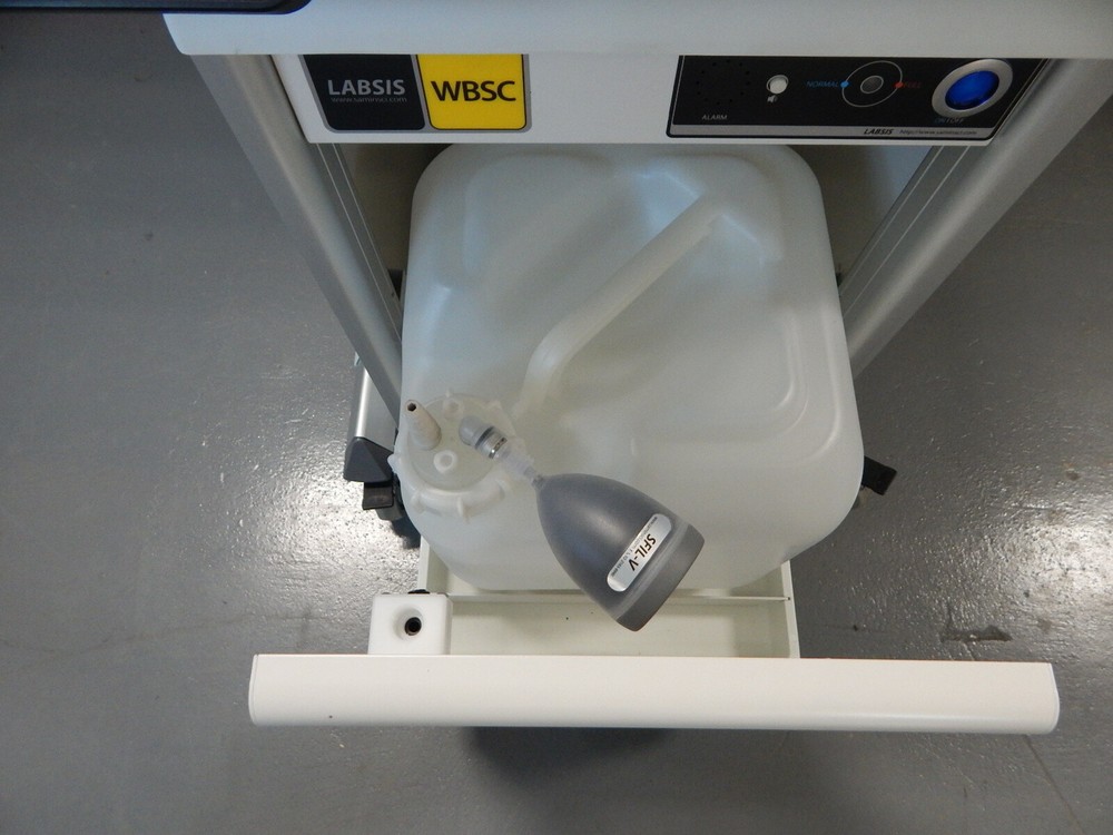 Elevating HPLC Workbench with Hidden Waste Compartment