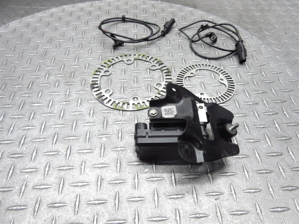 2022 21-23 KTM Duke 200 Lot Abs Pump Control Module Wheel Sensor Ring
