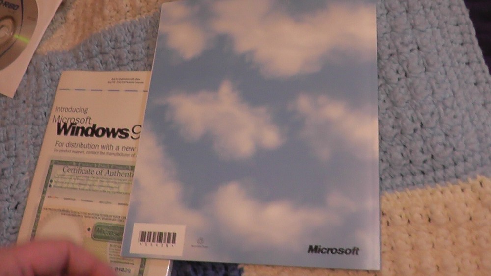 pc software .. manuals ? new microsoft windows 95
