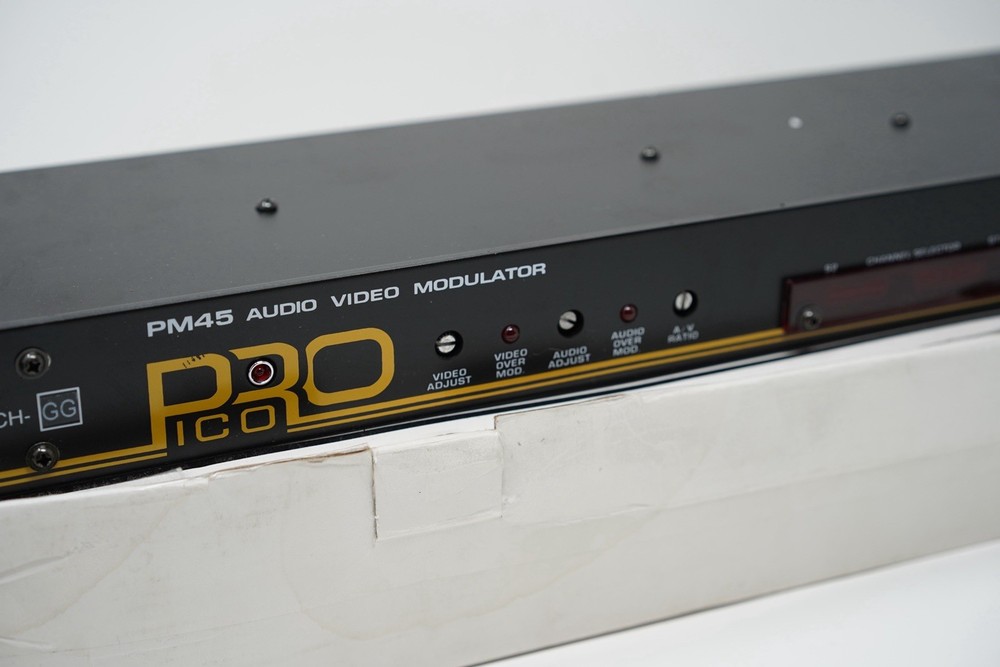 Pico Pro PM45 Audio Video RF Modulator PLL SAW Filter NTSC 110V