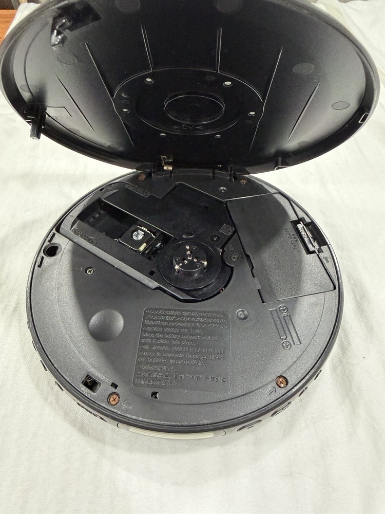 Sony Walkman CD Player D-EJ017CK Portable